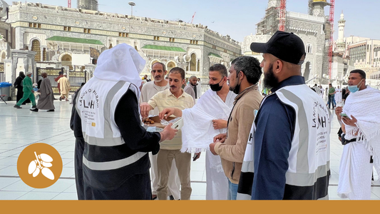 Distribute Dates In Makkah & Madinah
