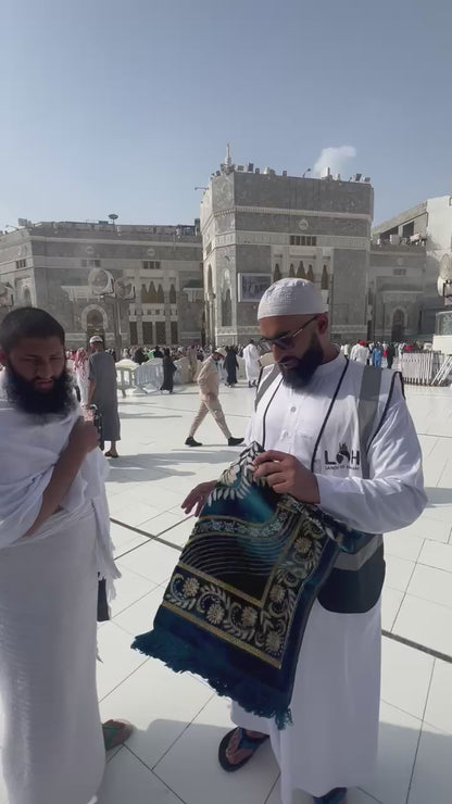 Distribute Prayer Mats